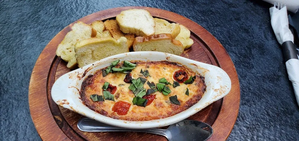 Baked Caprese Dip